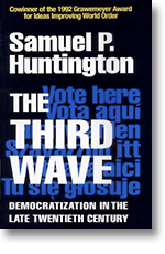 The Third Wave: Democratization in the Late Twentieth Century - Samuel P. Huntington -  Politics
